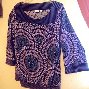 🎬 🎬🎬SENT AS FREE GIFT Cato 18/30 W Retro Purple and black multi desgned Top